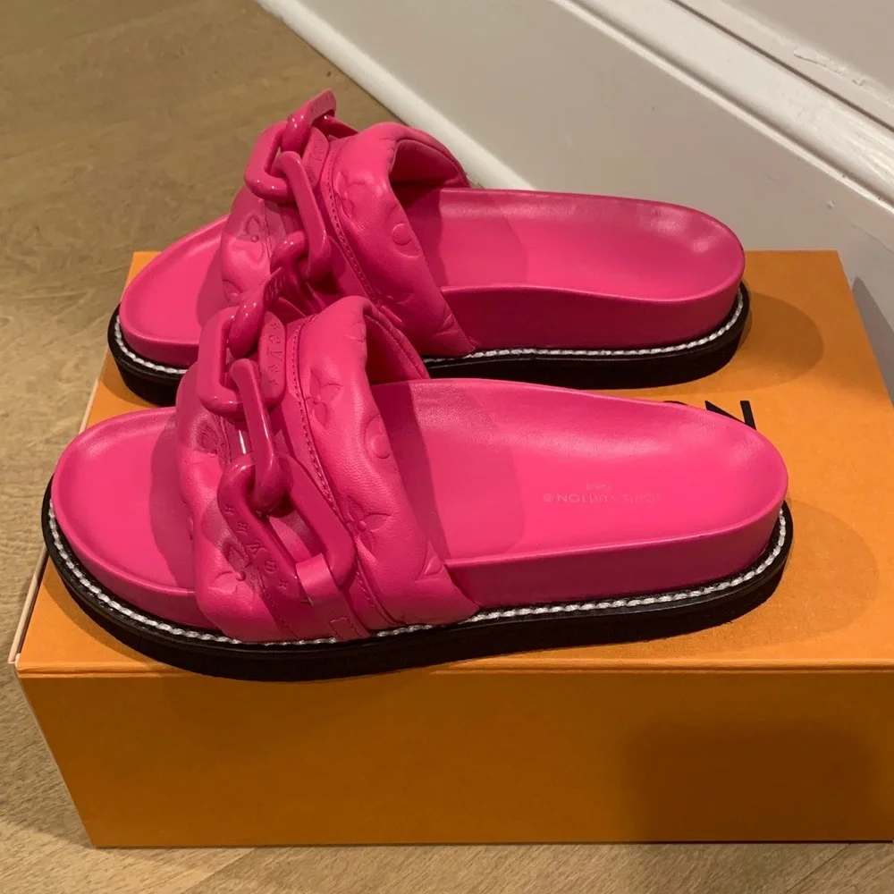 Louis Vuitton Fuchsia Chain Mules - Picture 2 of 8